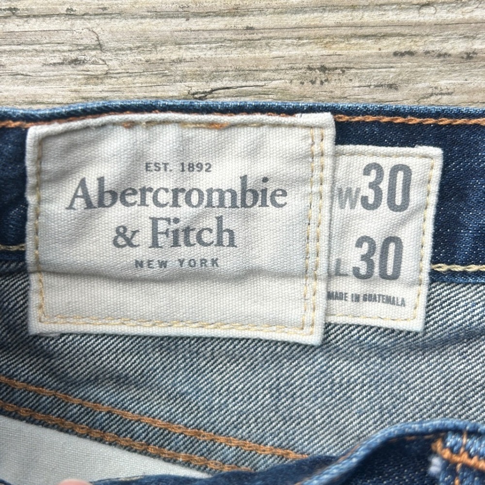 Abercrombie & Fitch Distressed Straight Leg Jeans Dark Wash Button Fly 30x30 - Picture 4 of 9